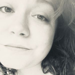 Meet your Posher, Lacey